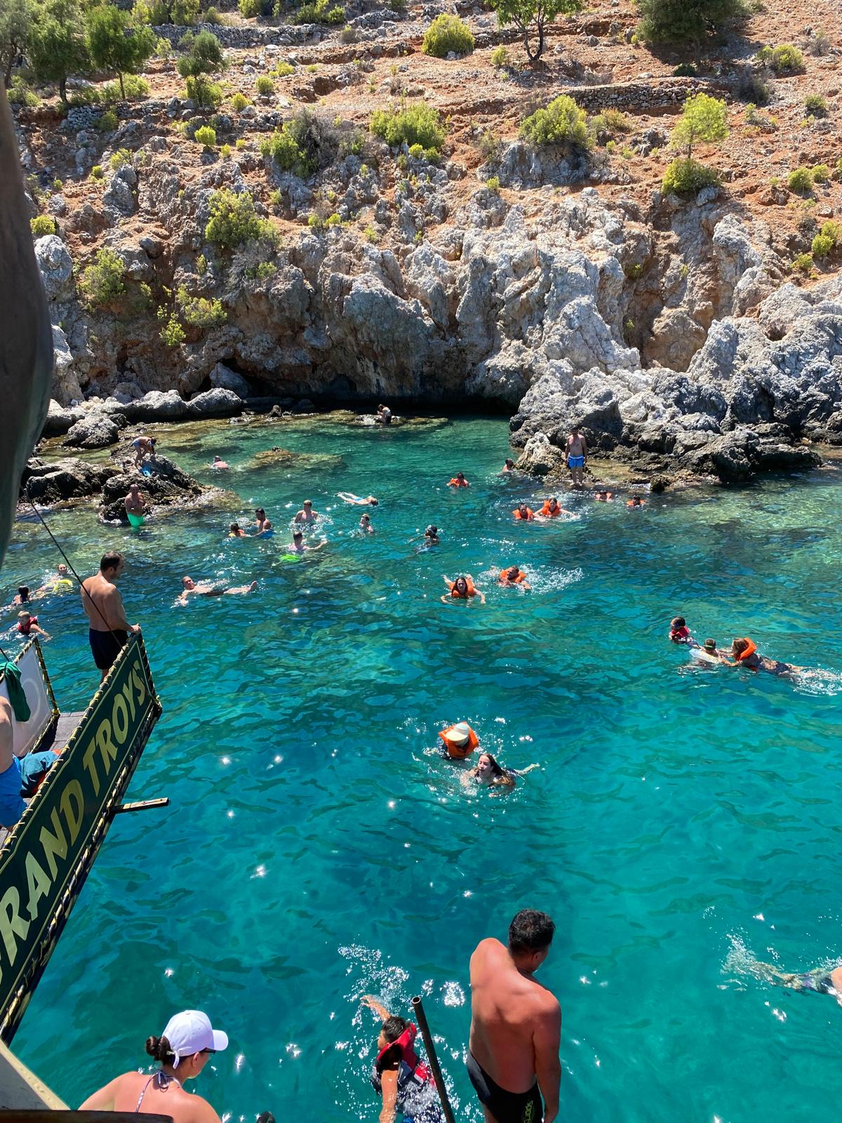 WhatsApp Image 2025-05-09 at 21.50.52 (6)